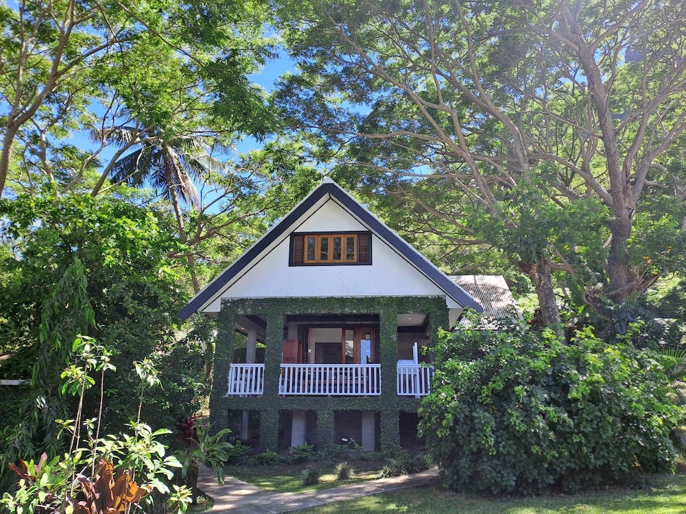 Waya Island Resort 50/57