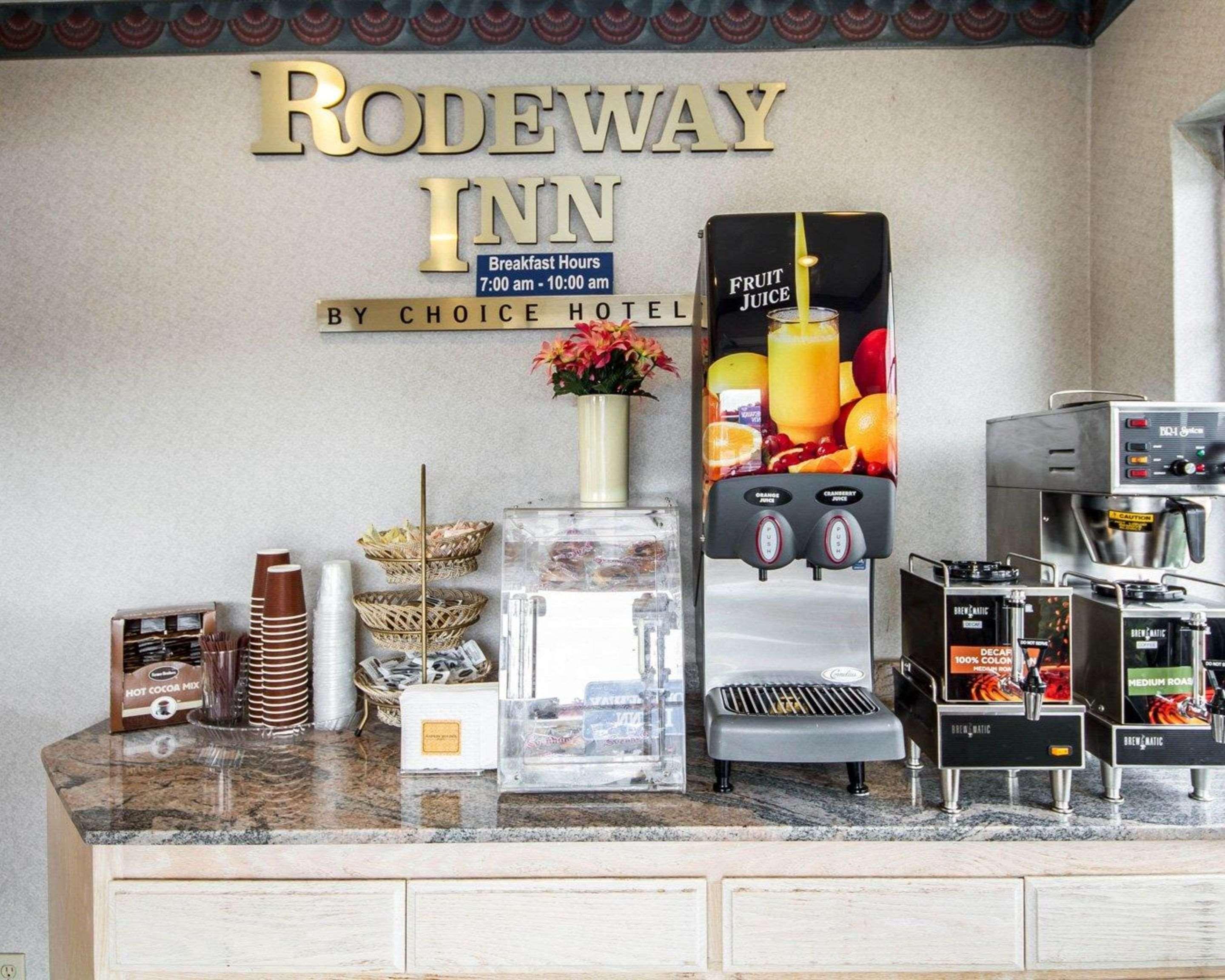 蒙特利罗德威酒店(Rodeway Inn Monterey Near Fairgrounds) 图片2