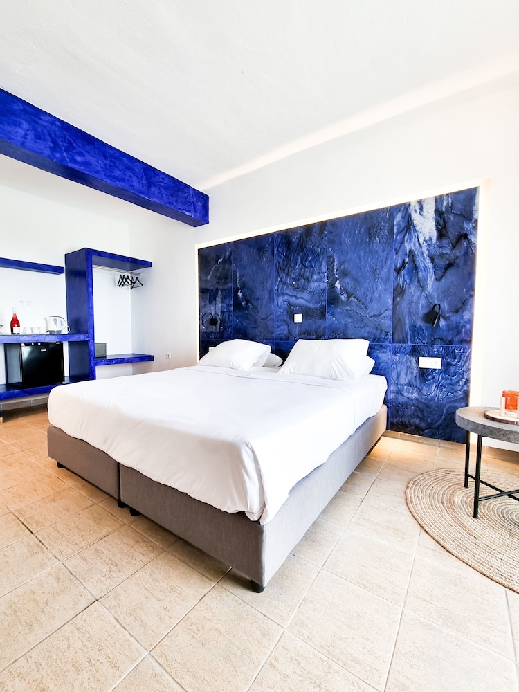 Penelope Hotel 14/30