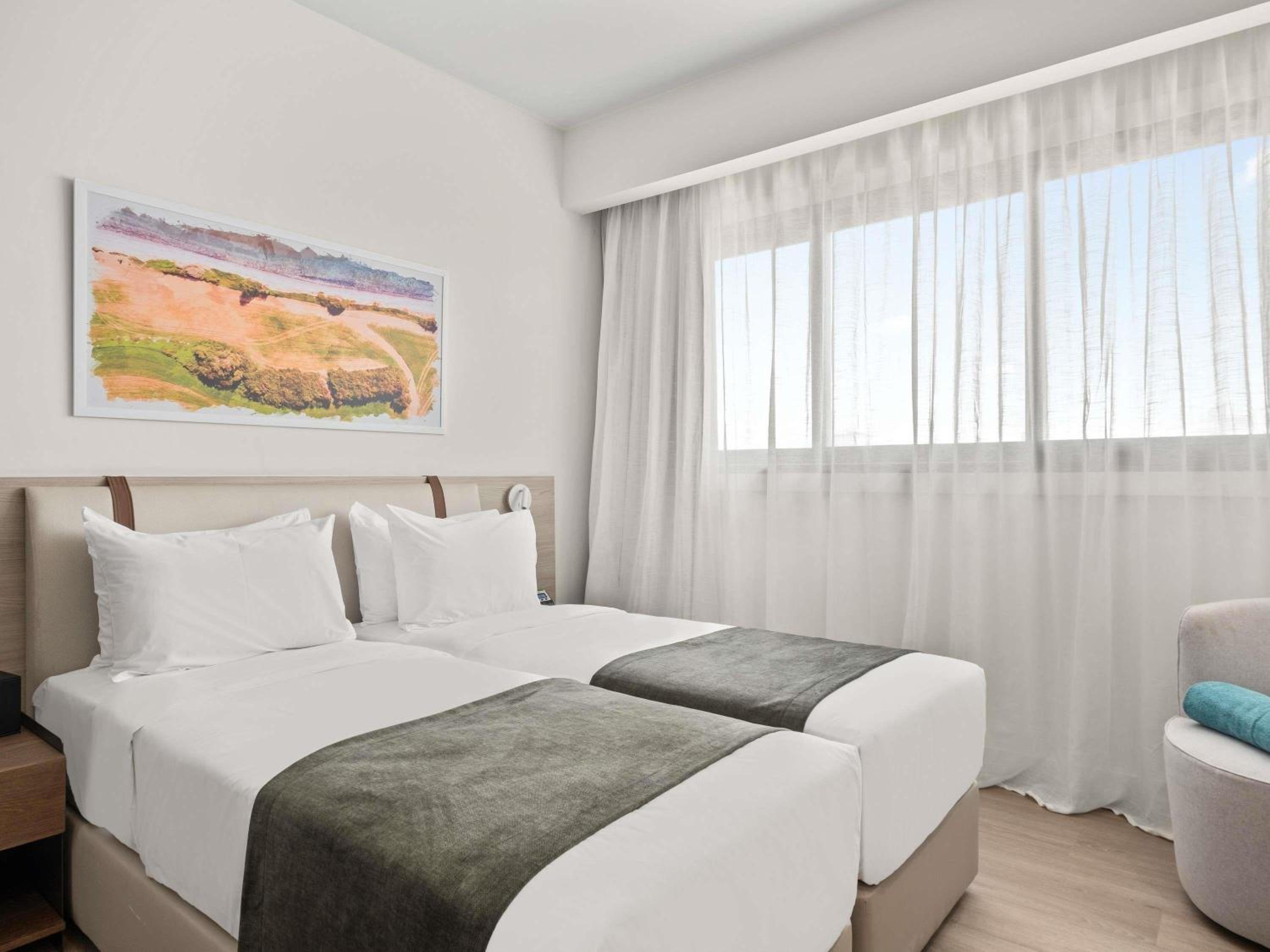 غرفة بسرير فردي لذوي الإعاقة، Mercure Larnaca Finikoudes Beach 2/9