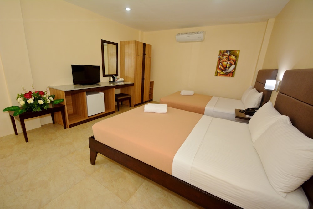 Panglao Regents Park Resort 10/54