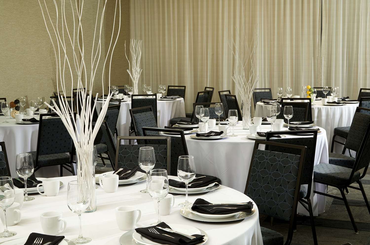 Cambria Hotel Phoenix Chandler Fashion Center 58/62