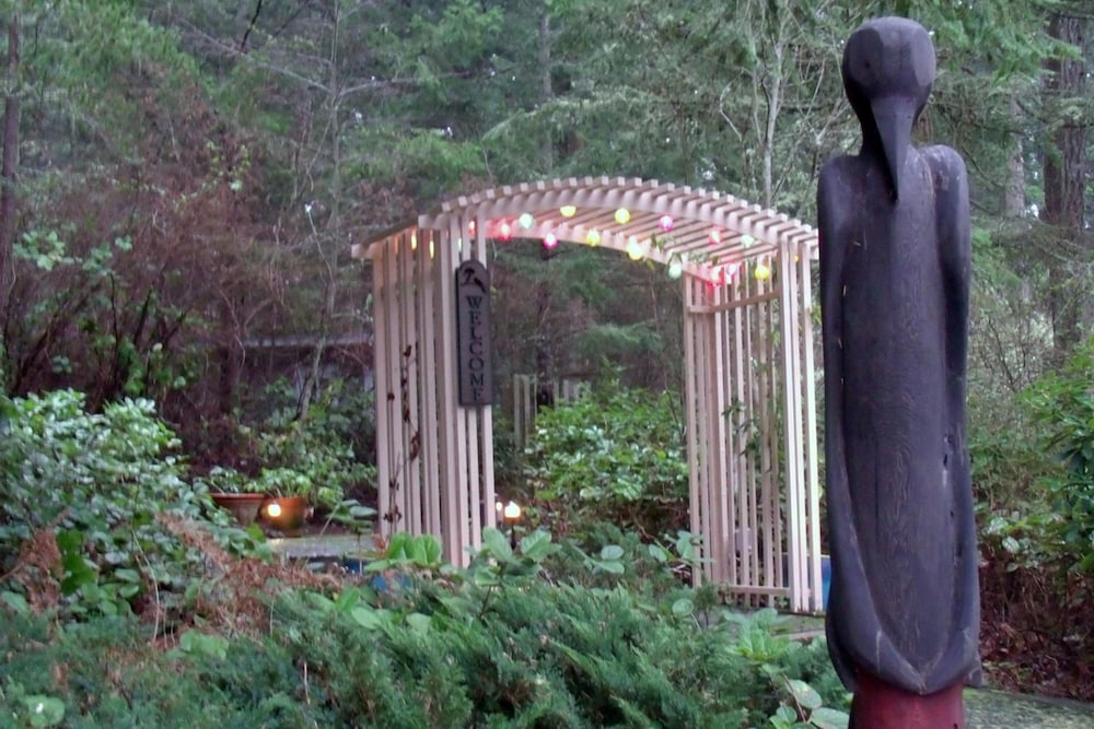 Inn to the Woods Bed and Breakfast 17/33