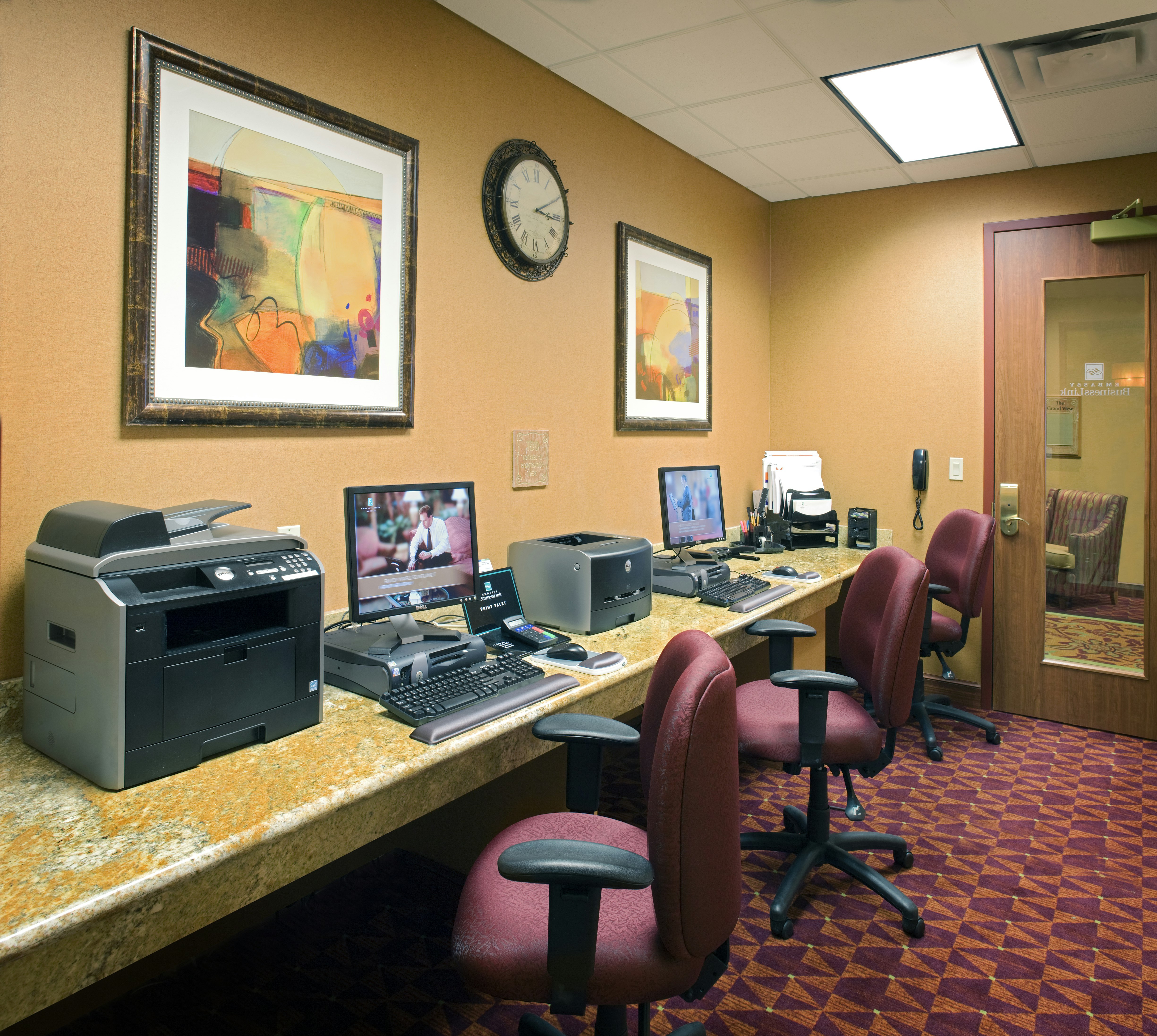 Embassy Suites By Hilton E Peoria Riverfront Conf Center 49/60