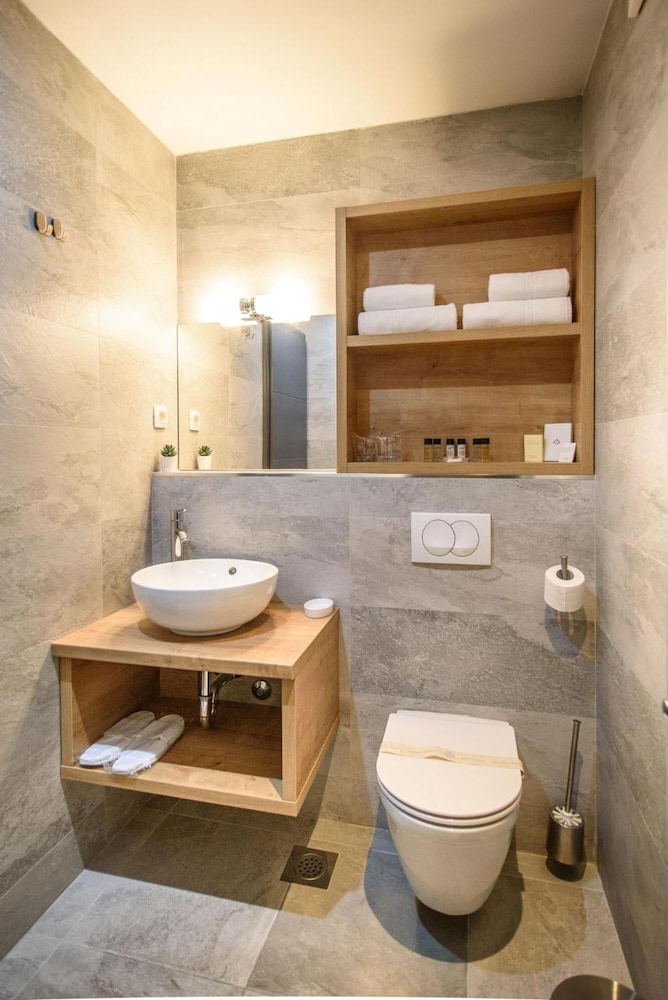 Ora Luxury Rooms 39/44