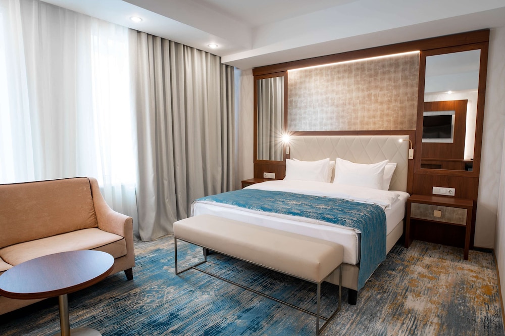 جناح بسرير كينج بمنطقة جلوس