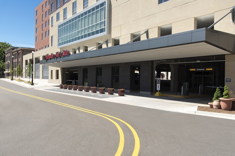 Hampton Inn and Suites Grand Rapids Downtown 58/61