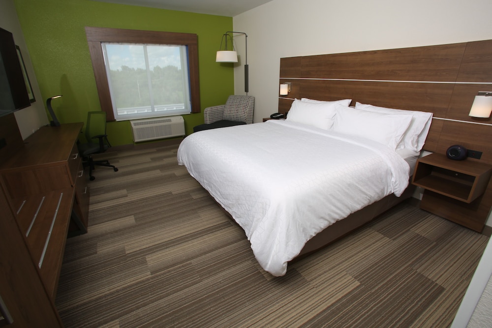 Holiday Inn Express Mccook 14/45