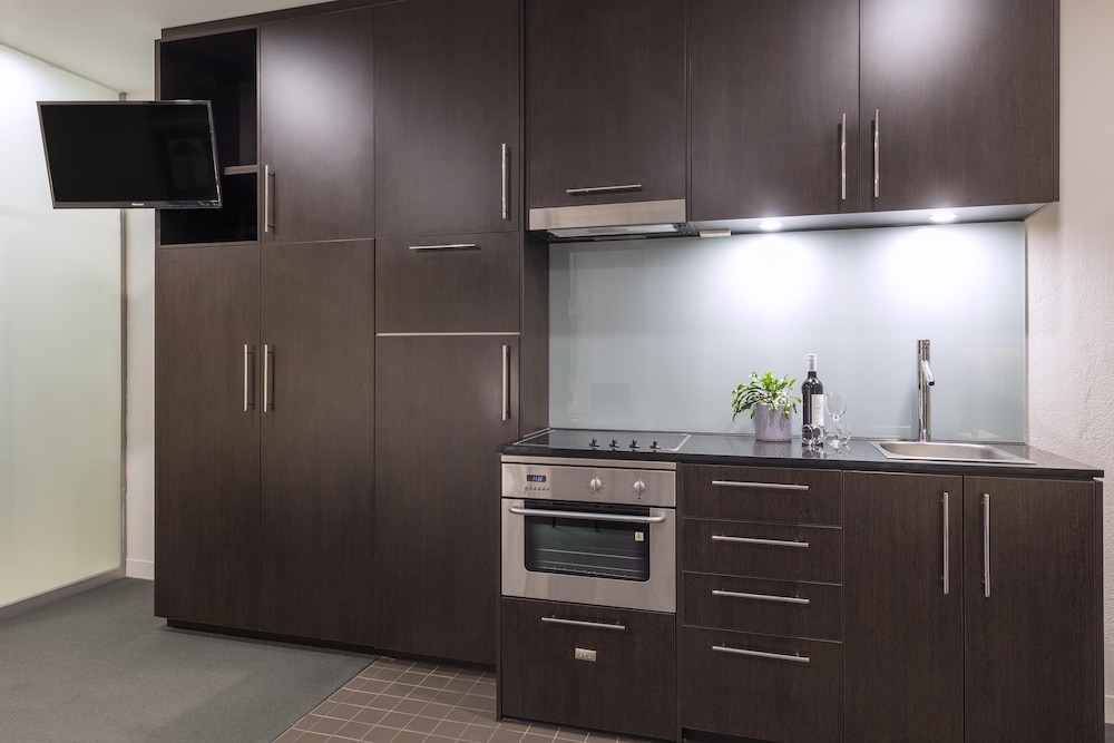 Oaks Melbourne on Collins Suites، ملبورن 11/50