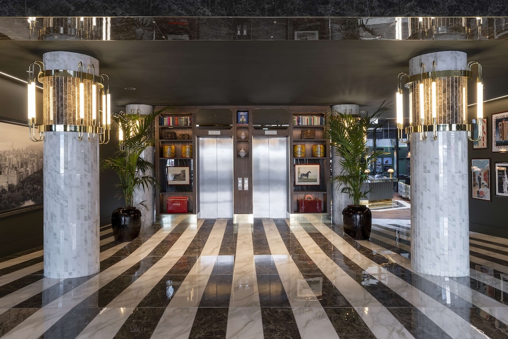 Radisson Collection Hotel, Santa Sofia Milan 38/46