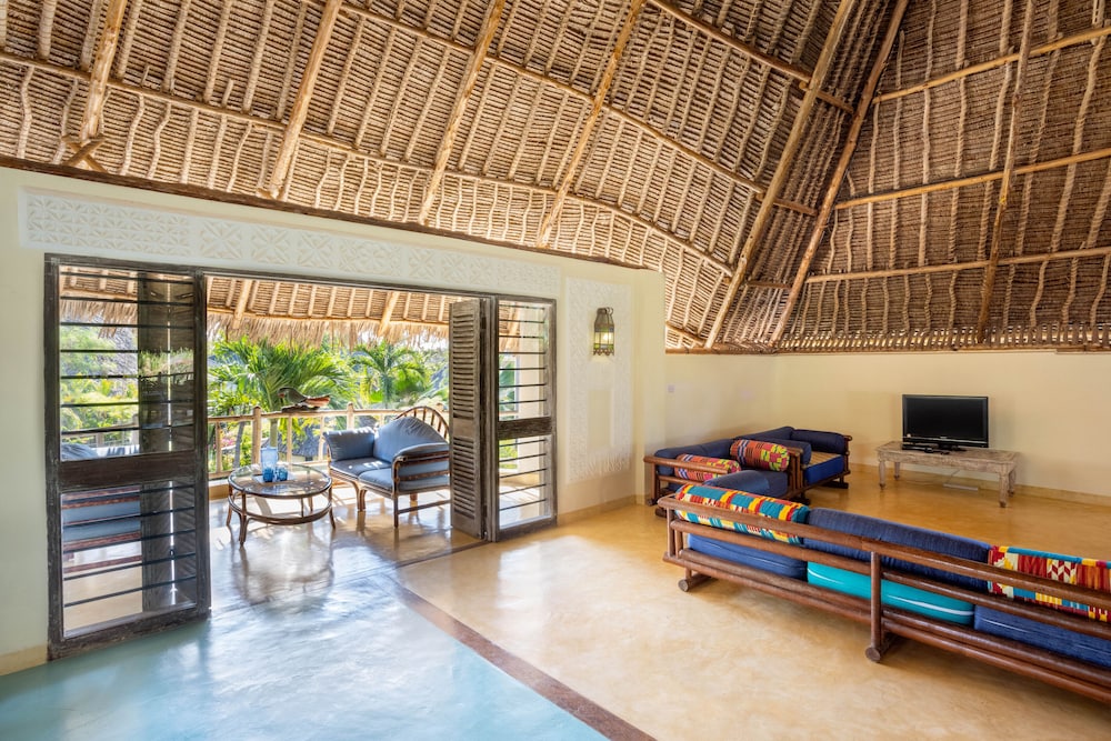 AESTUS VILLAS RESORT 30/50