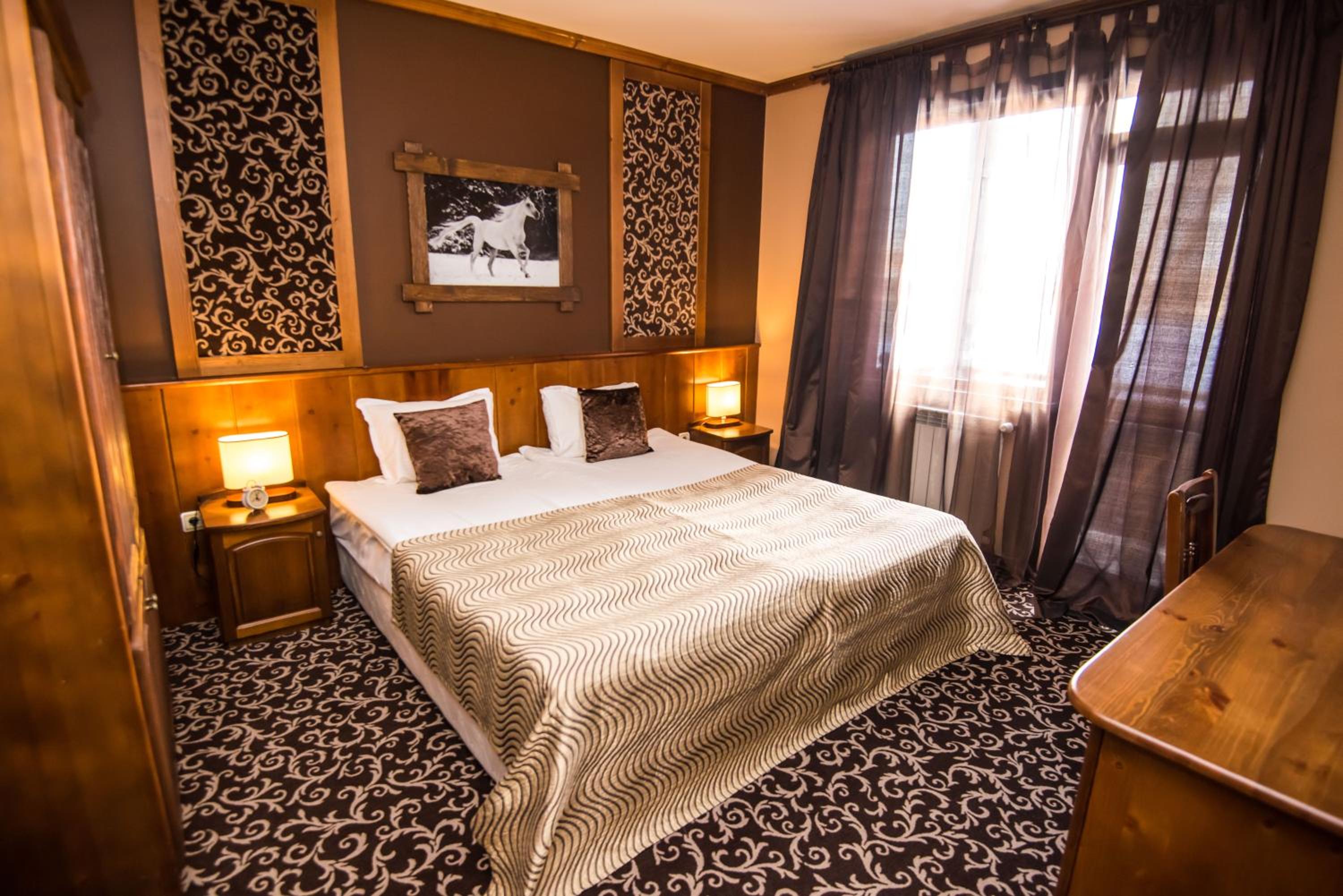 Elida Family Hotel 5/16