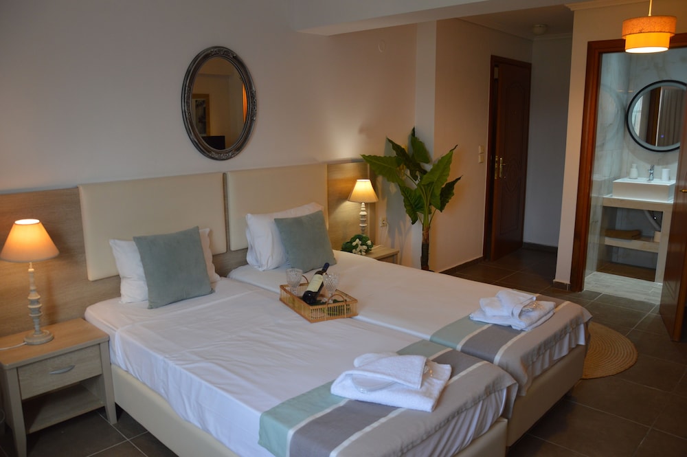 Aqua Mare Sea Side Rooms 6/50