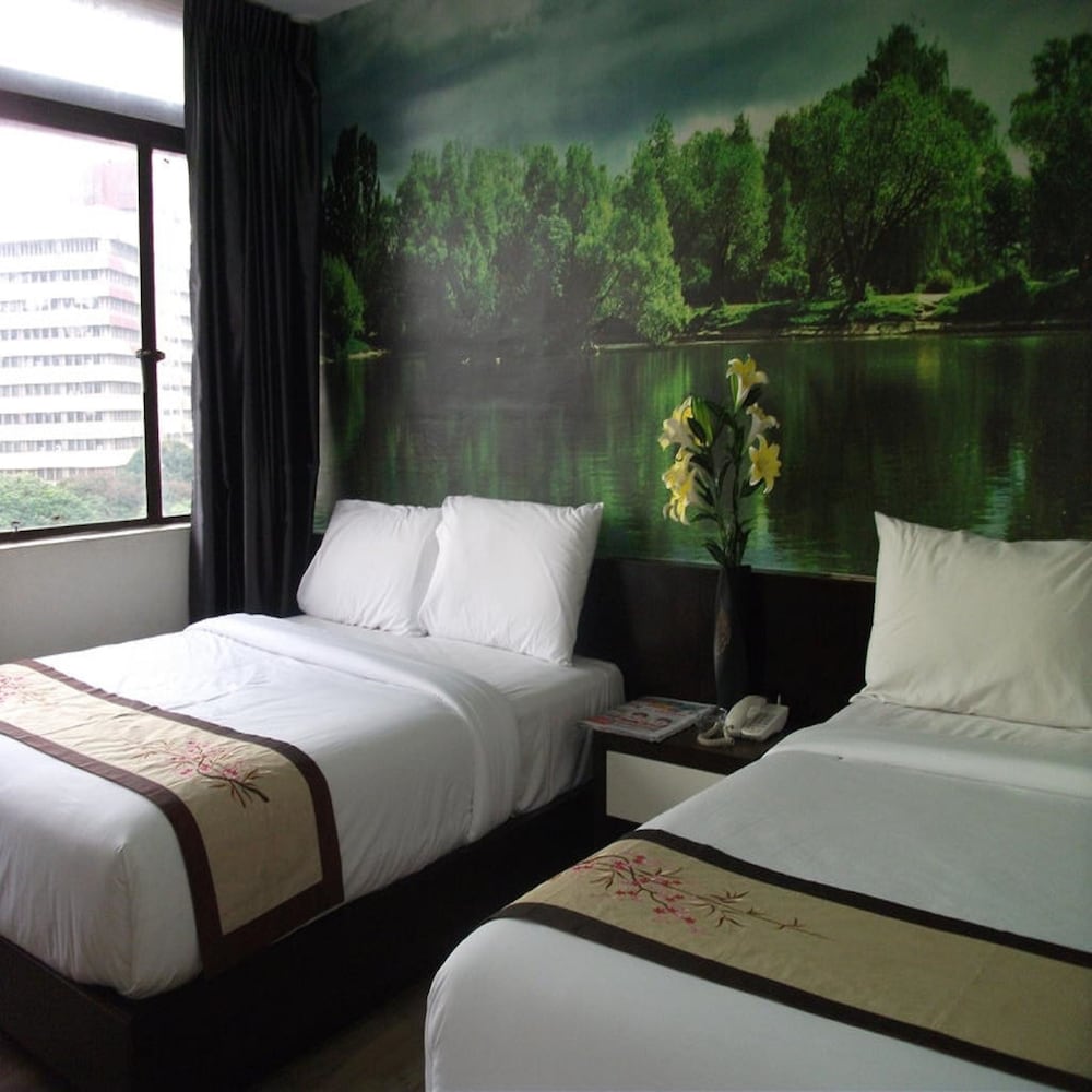 Swiss Hotel 21/70