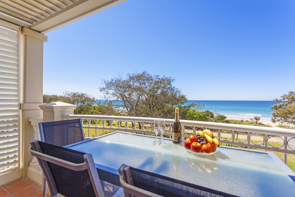 La Grande Apartments Broadbeach 25/48