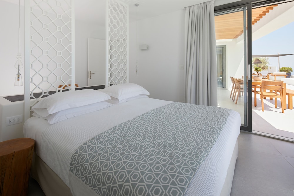 Kamini Santorini Luxury Villas 6/50