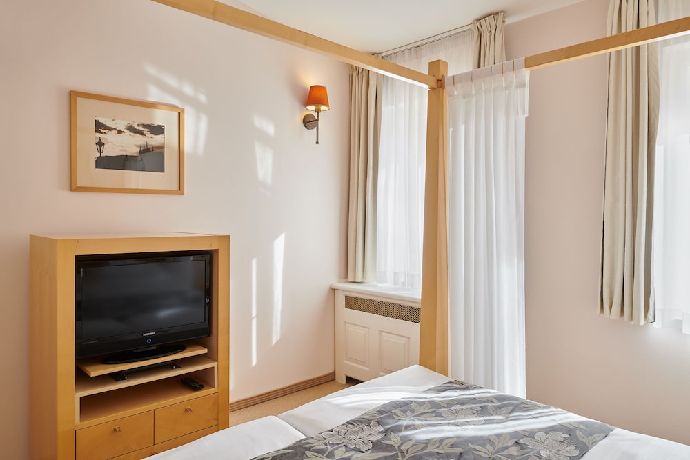 Ventana Hotel Prague 10/71