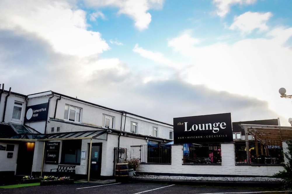 Lomond Park Hotel 3/36