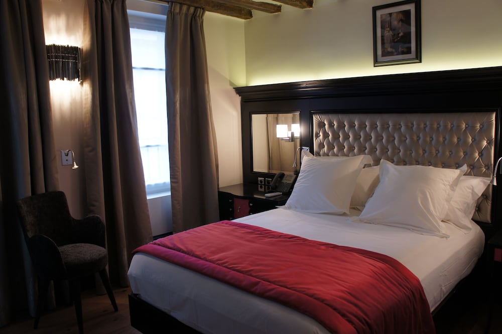 CLASSIC, DOUBLE BED