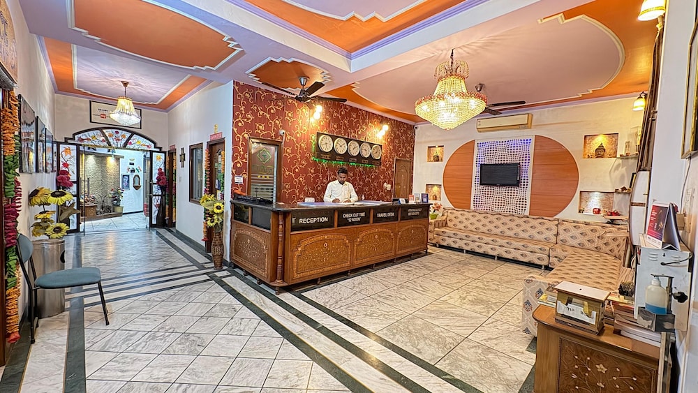 TAJ PLAZA HOTEL 9/51