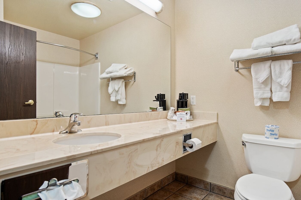 Usa Stay Hotel and Suites 10/48