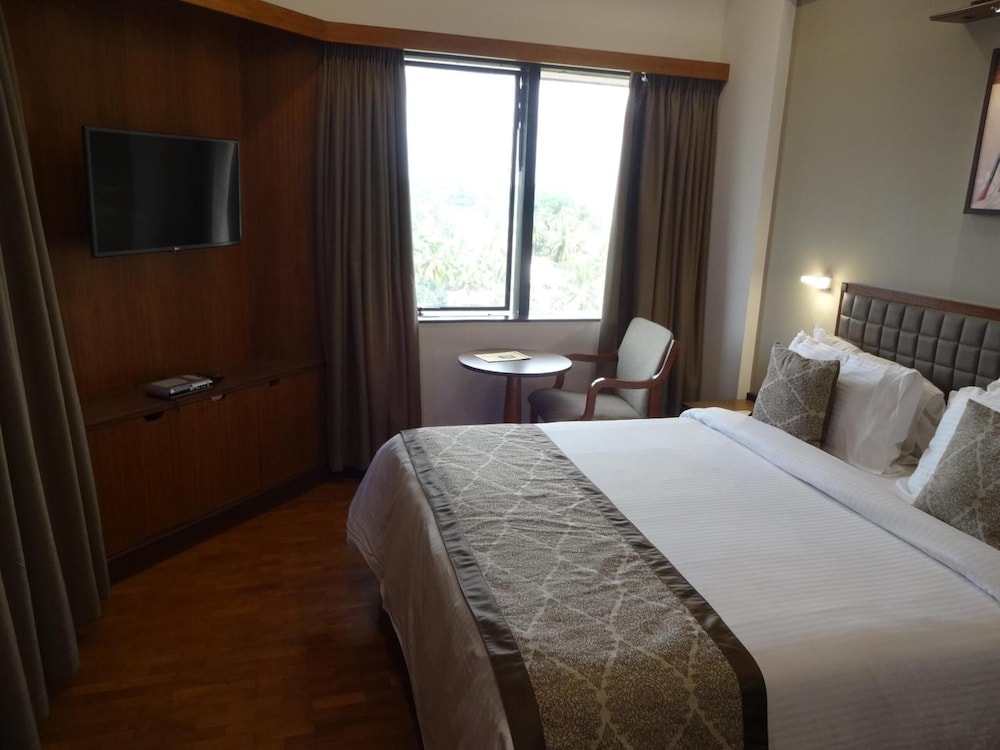 Keys Hotel Malabar Gate 11/50