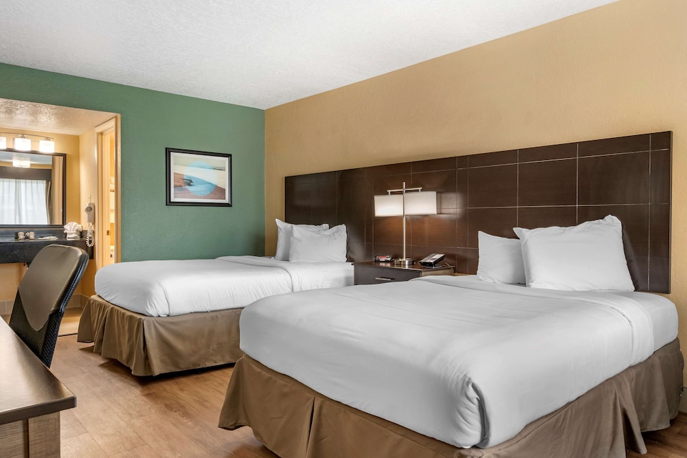 Best Western Space Shuttle Inn 12/42