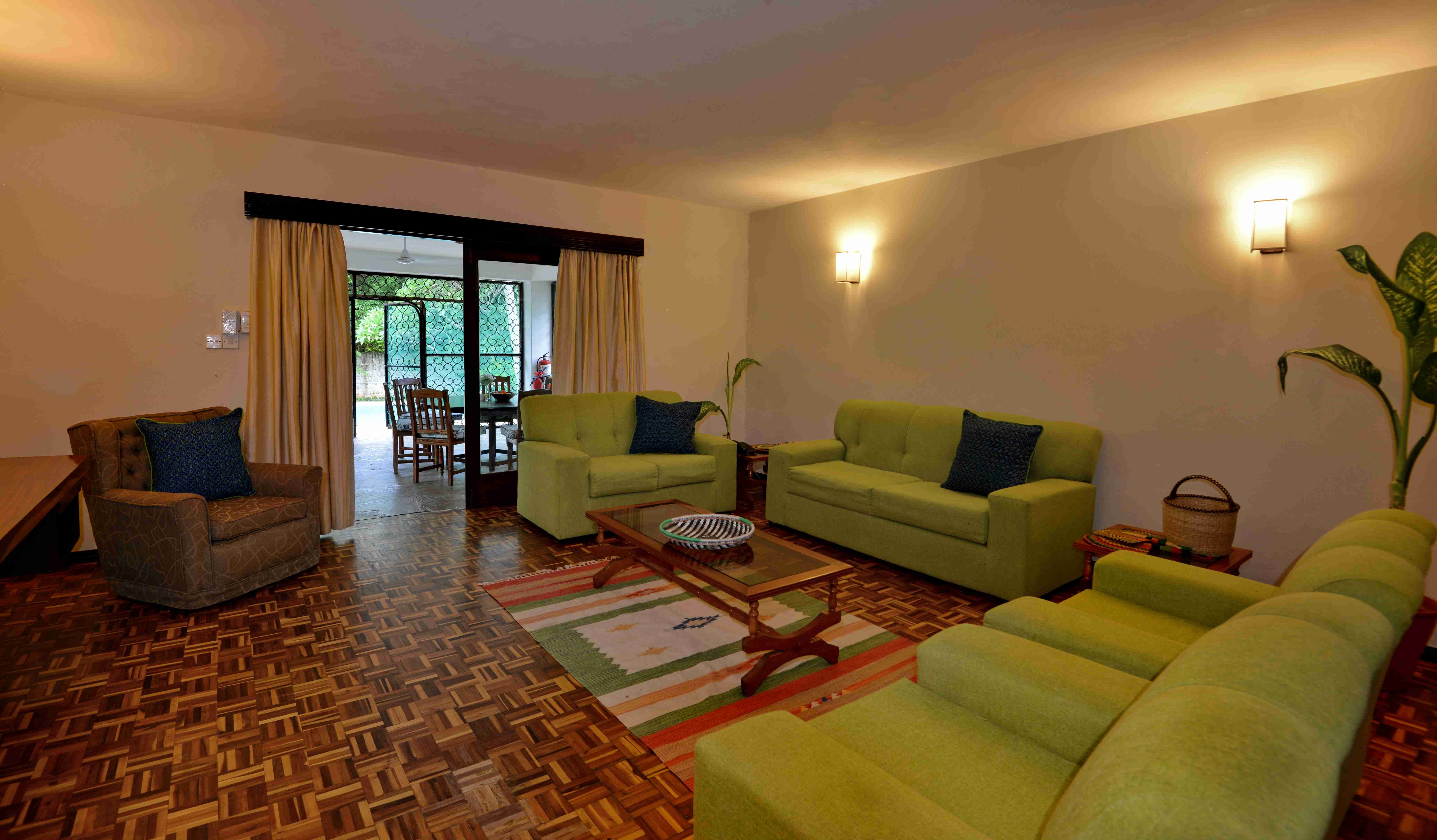 Mnarani Beach Club 18/25