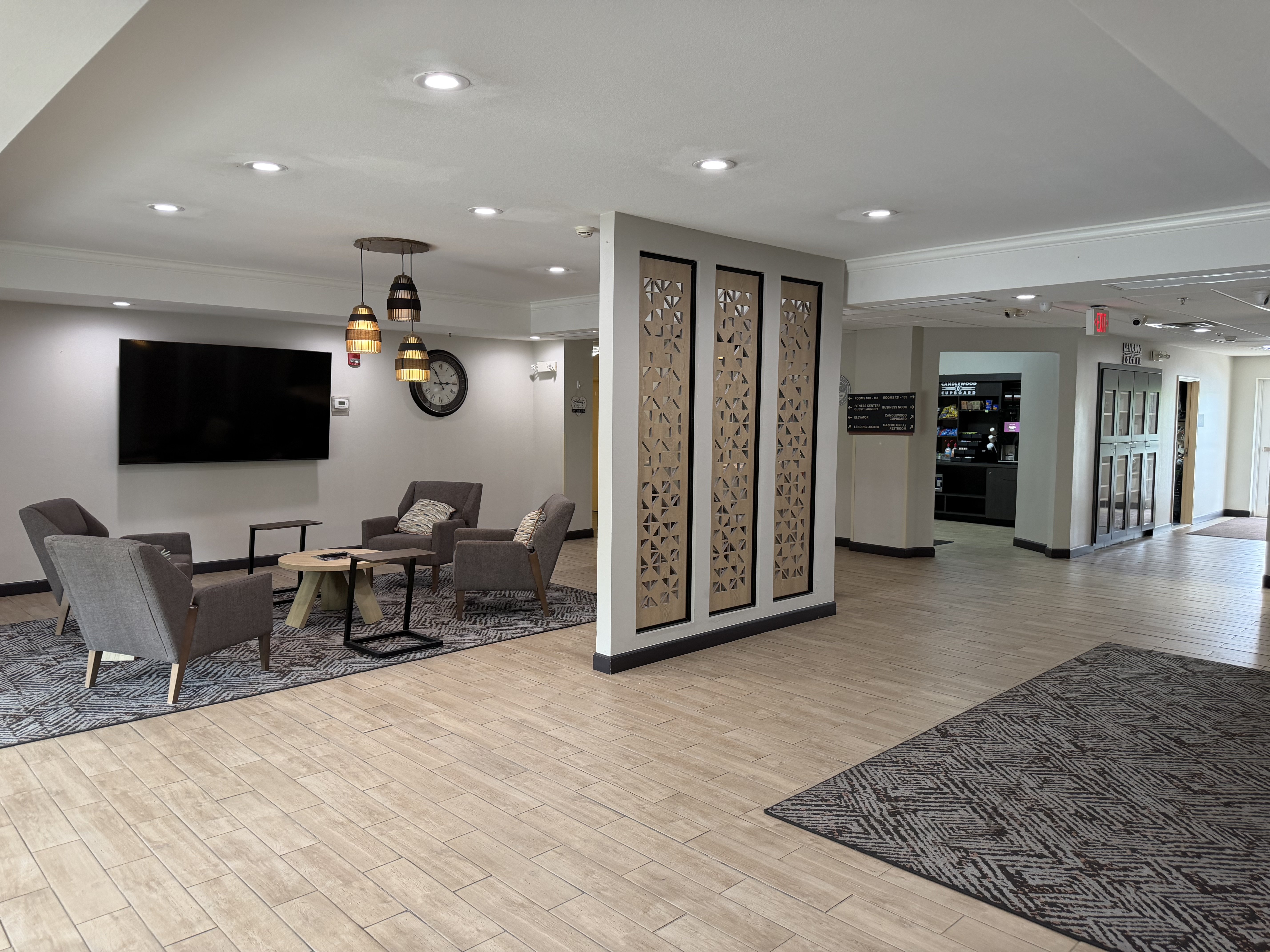 Candlewood Suites Perrysburg 48/53