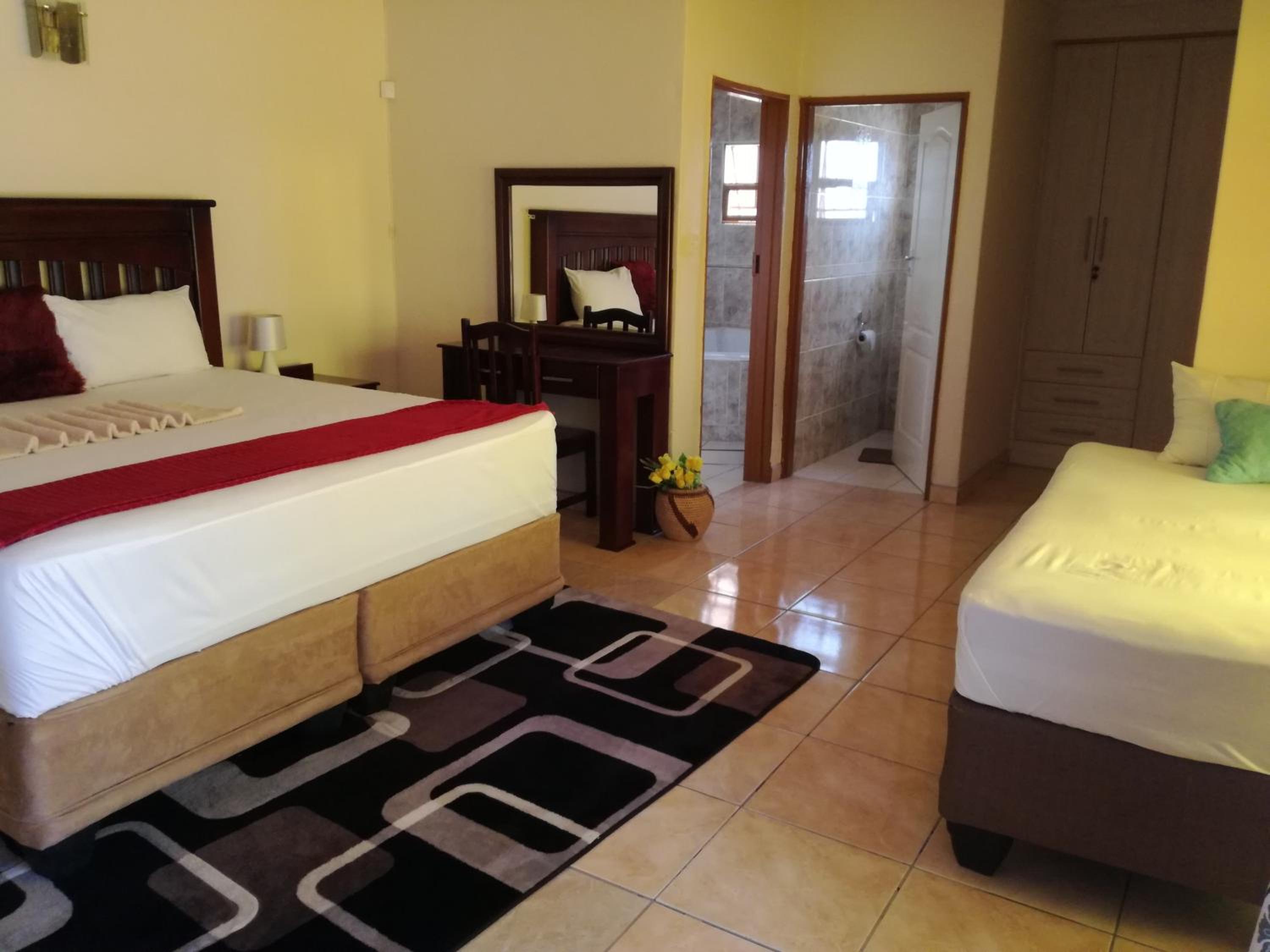 Den View Guest House 2/14