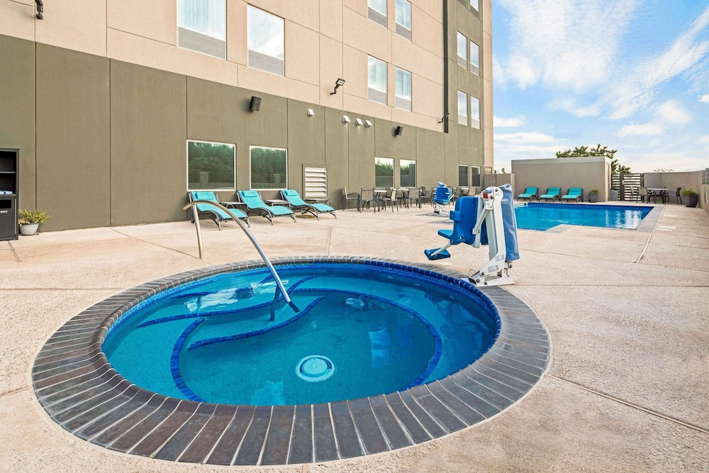 La Quinta Inn Suites By Wyndham Mcallen La Plaza Mall 3/62