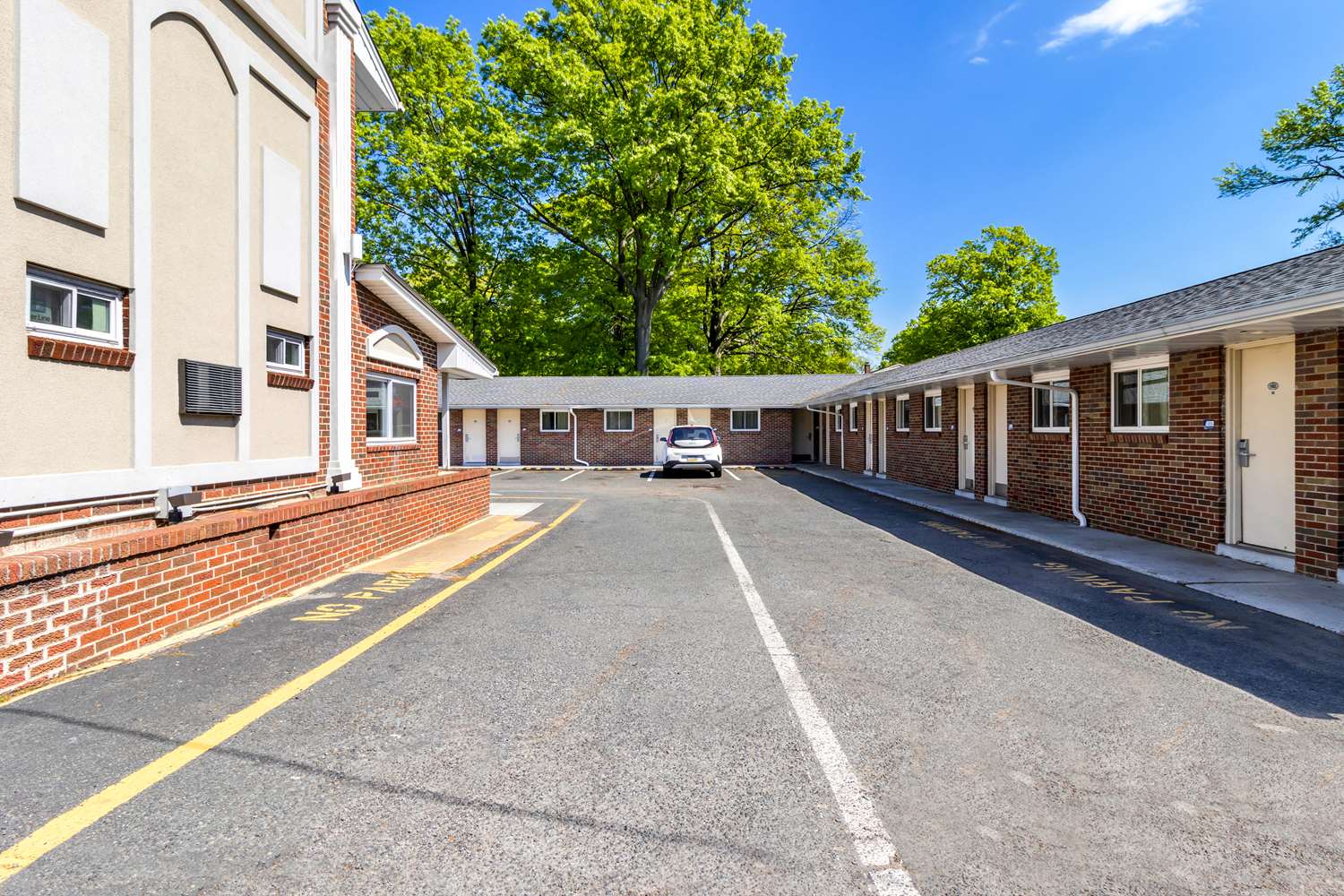 Americas Best Value Inn Avenel Woodbridge 19/24