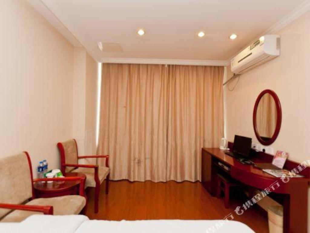GreenTree Inn Langfang Guangyang District Guangyang Avenue North Yongxing Road Express Hotel 31/50