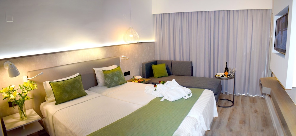 MINOS MARE HOTEL 11/24