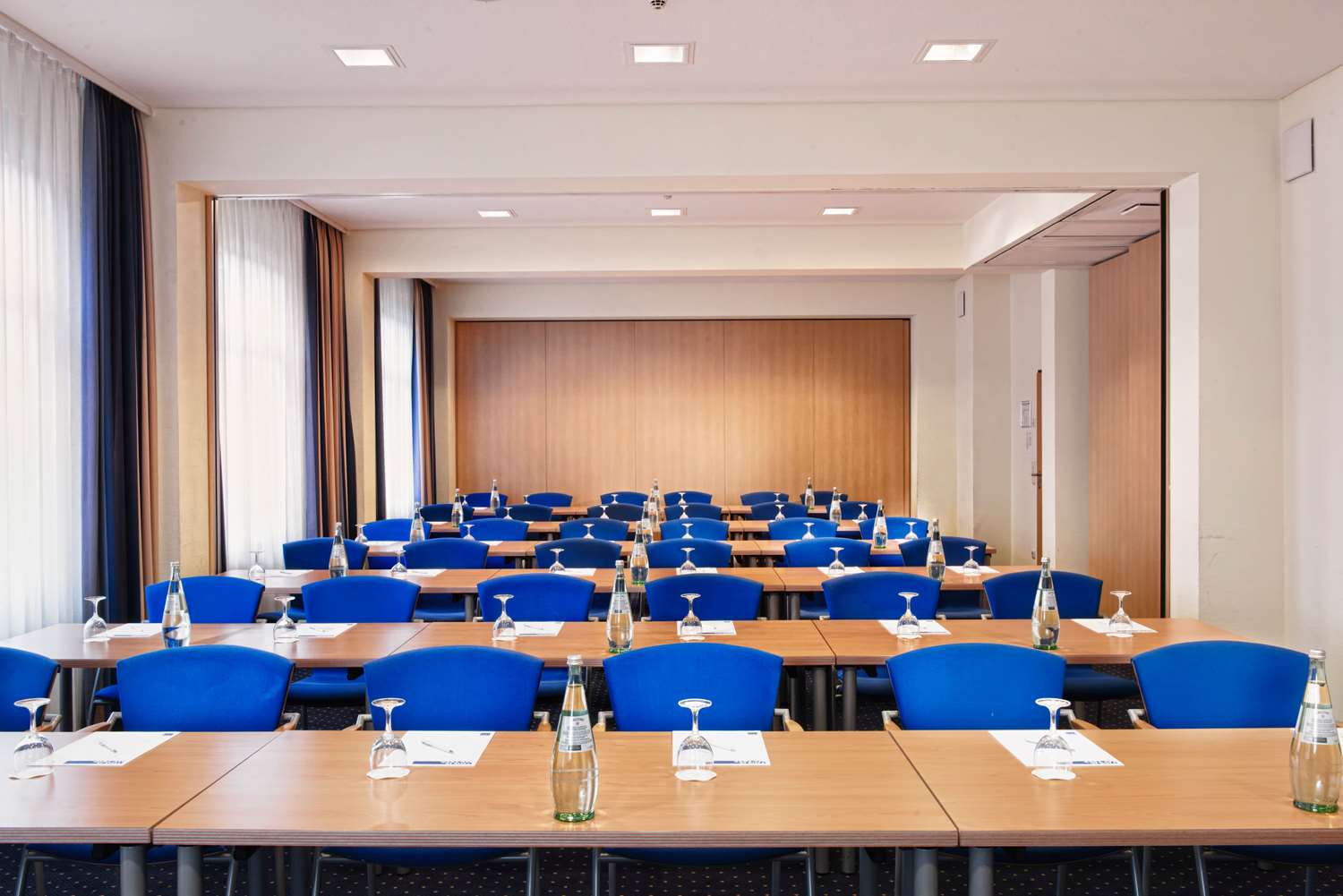 Tryp by Wyndham Luebeck Aquamarin 35/46