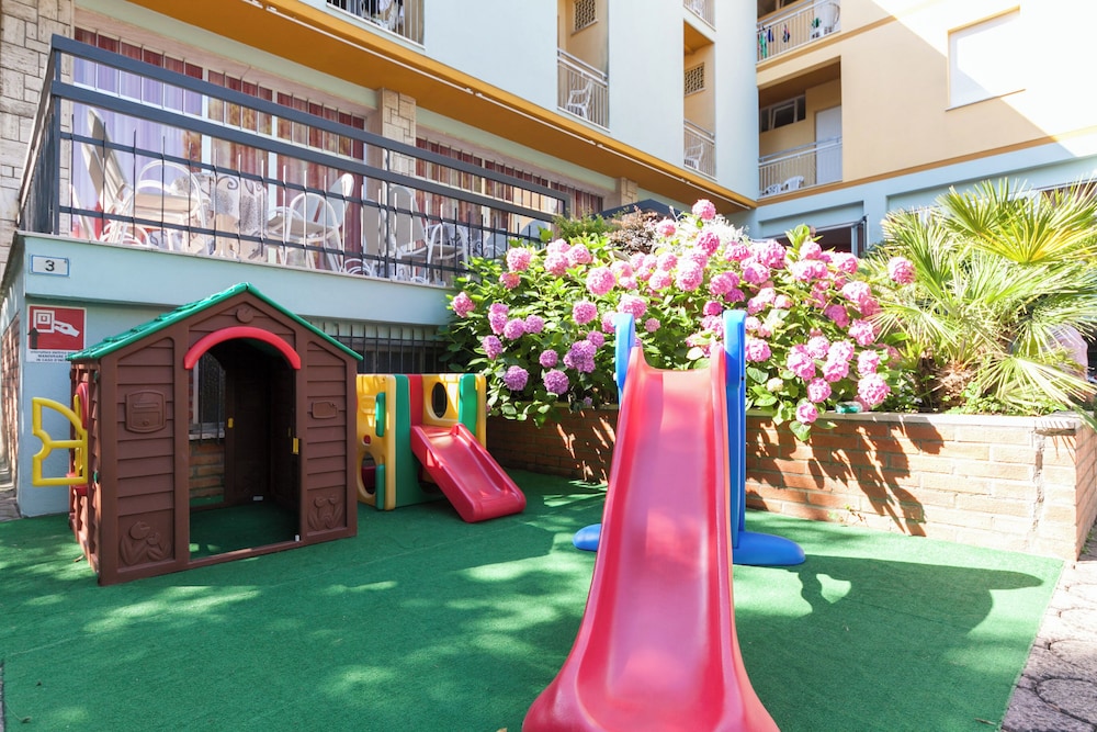 Hotel Paglierani 62/74
