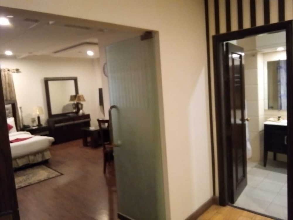 Hotel Javson Sialkot 46/60