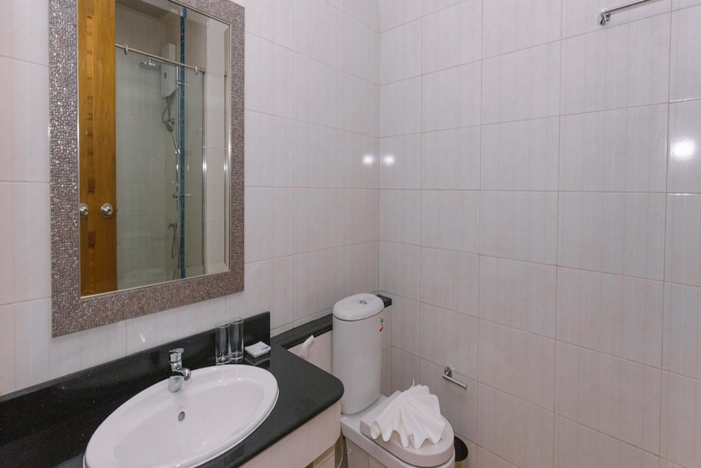 Royal Hill Satun Hotel 7/35