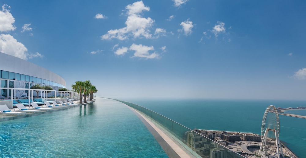 Address Beach Resort 54/78