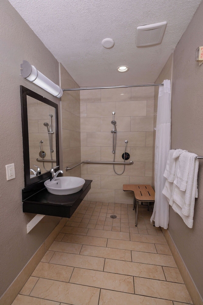 Motel6 Ontario, CA - Airport 61/61