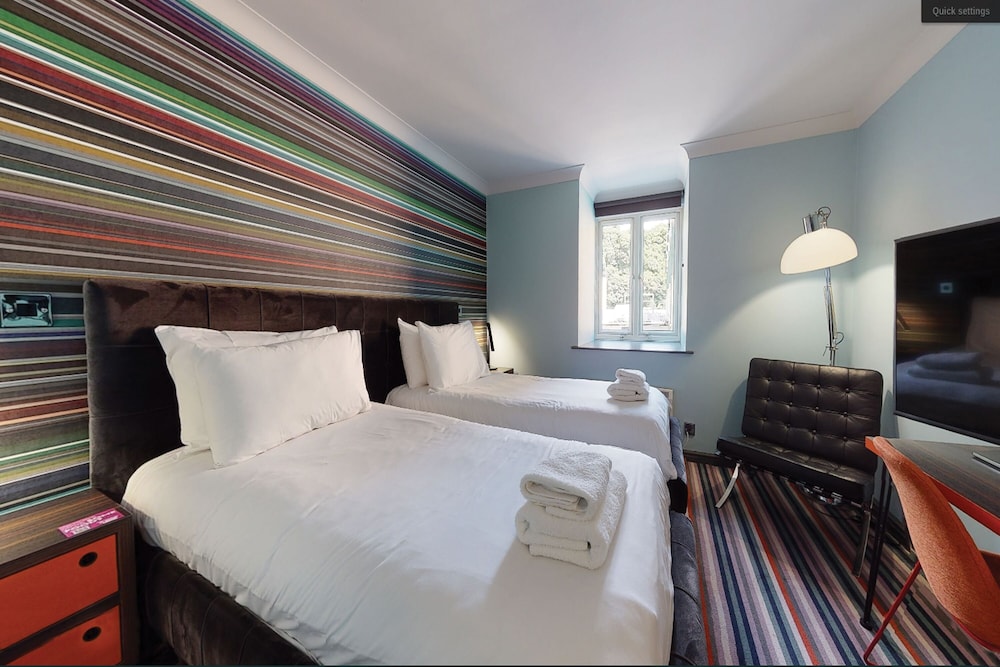 FAMILY, 2 DOUBLE BEDS