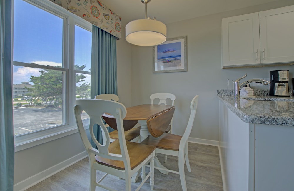 Atlantic Beach Resort, A Ramada 47/68