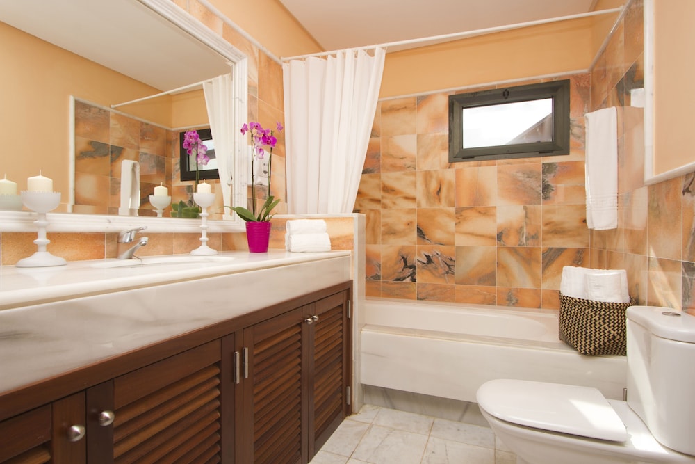 Villas Coral Deluxe 11/56