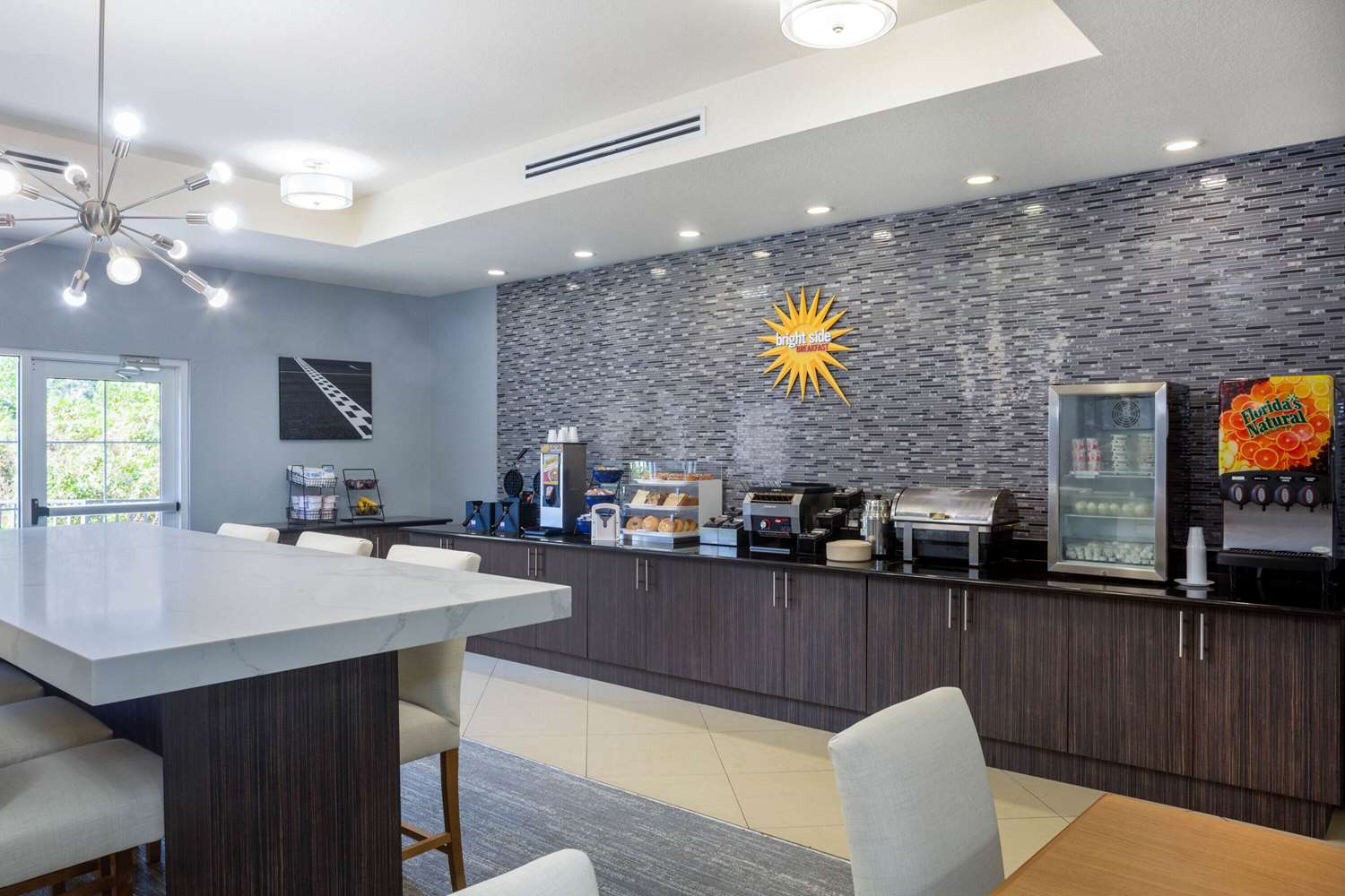 La Quinta Inn & Suites by Wyndham Sebring 39/56