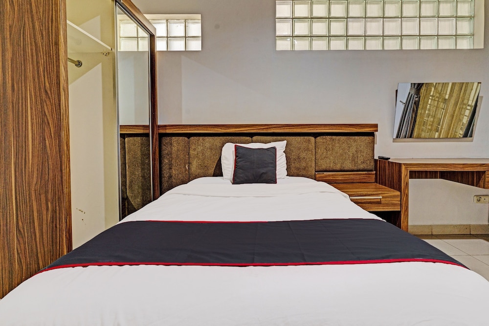 Super OYO Collection O 92277 Setra Priangan Guest House 21/39