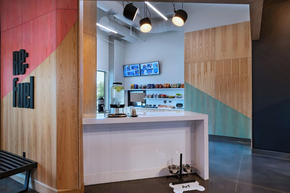 Aloft Omaha West 5/50