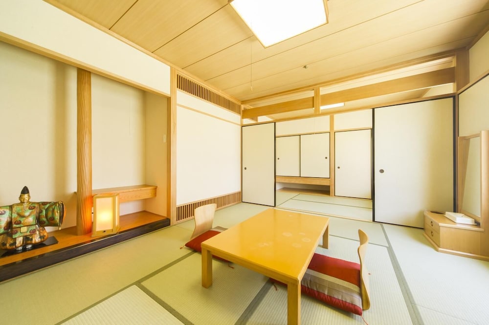 Hotel Hiroshima Sunplaza 38/51