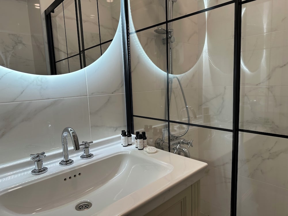 Smart and Simple Hotel Karakoy 49/50