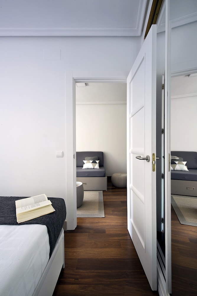 Apartamentos Roisa Centro 28/72