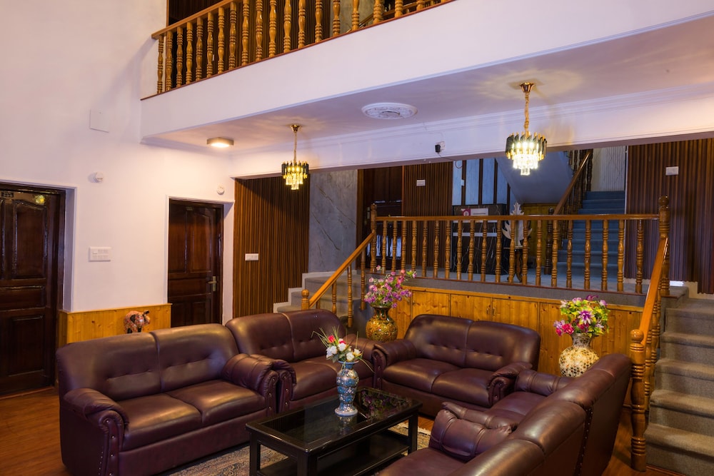 Hotel Abshar 18/23